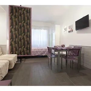 Apartamento My Purple In The Center Of, Roma